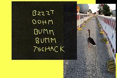 BZZZT OOHM BUMM BUMM TSCHACK